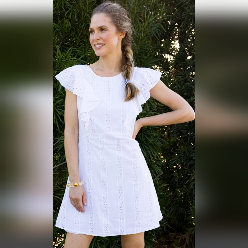 CABANA LIFE-New-White- Flutter Sleeve-Eyelet- Shift/Mini Dress SPF 50+Size S